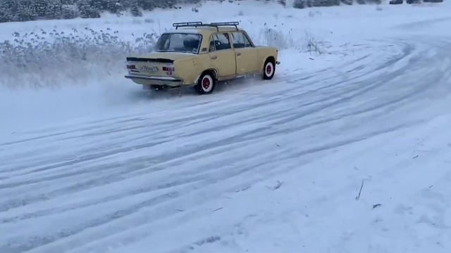 Зимний дрифт на озере 2021 БК смотреть онлайн