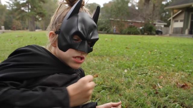 The Flash vs Batman GO KART BATTLE Race Car Edition superhero real life movie comic SuperHero Kids смотреть онлайн