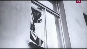 разбили окно