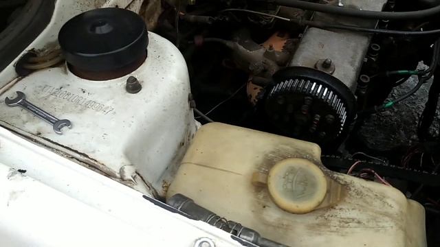 Хотели починить карбюратор. Обрыв ремня грм. смотреть онлайн