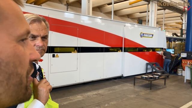 Kraj New Holland, Ferrari, Deutz-Fahr, Case?tak powstaje Faresin [Korbanek] смотреть онлайн