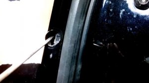 Как снять заднюю дверную ручку на Audi Q7