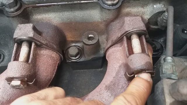 Ford cargo 4331 coletor de escape parafuso quebrado no cabeçote vazamento de gás na junta смотреть онлайн
