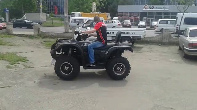 Квадроцикл Speed Gear ATV500 EFI езда по парковке