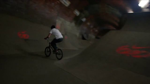 Nike Tunnel X Fluid bmx смотреть онлайн