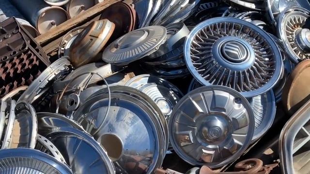 Carchaeology: Junkyard Treasure Hunting At The Desert Car Hoard