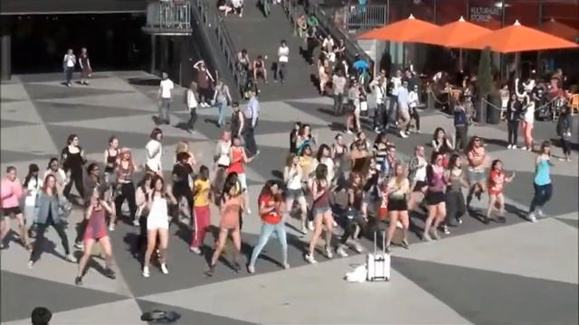 K-pop - Flash Mob 2012 Stockholm, Sweden смотреть онлайн
