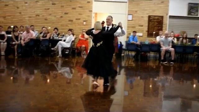 Carols Willans' Foxtrot Gold Medal Examination смотреть онлайн