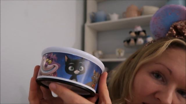 Caffeine&PixieDust: Disneyland Paris Haul April 2018 смотреть онлайн