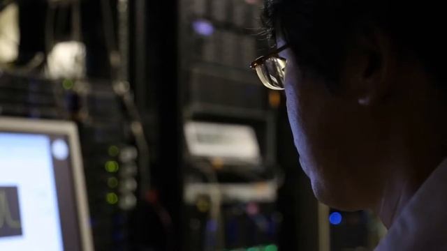 МОГУТ ли вращаться ПЛАНЕТЫ вокруг ЧЕРНОЙ ДЫРЫ? смотреть онлайн