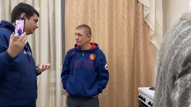 Батя Гительман прощается со всеми,Безумный Паша,Иришка и Олег Монгол в гостях у Руслана Гительмана смотреть онлайн