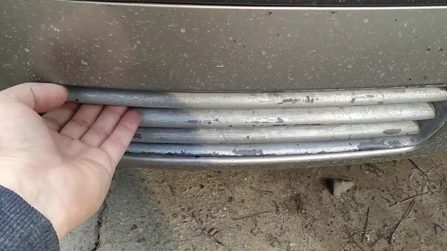 Как снять решетку бампера Шкода Октавия Тур.Skoda Oktavia Tour. смотреть онлайн