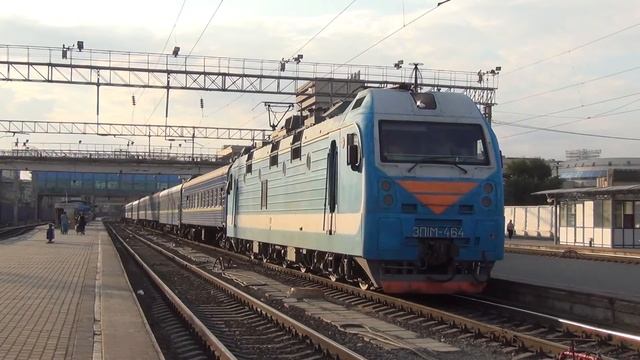 Электровоз ЭП1М-464 с поездом №562 Ростов-на-Дону/Москва — Симферополь смотреть онлайн