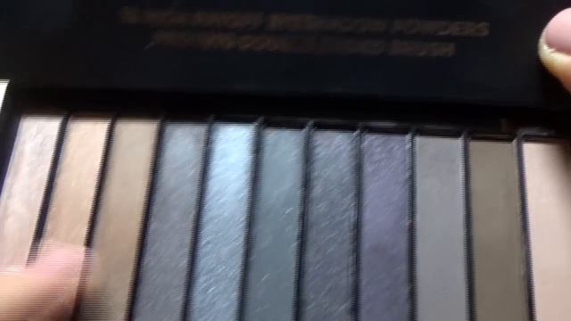 Заказ с сайта Белорис. Палетки MAKEUP REVOLUTION ICONIC SMOKEY , FLAWLESS MATTE смотреть онлайн