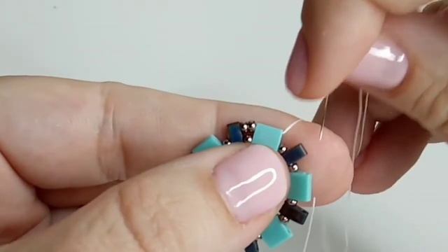 ?TUTORIAL PENDIENTES ARO TILA MIYUKI FÁCILES/DIY PARA PRINCIPIANTES смотреть онлайн