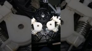 Honda Stepwagon. ремонт электроприводов сдвижных дверей