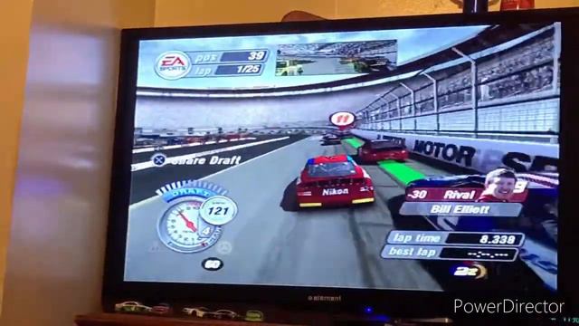 NASCAR thunder 2004 carrer mode darlington and Bristol смотреть онлайн
