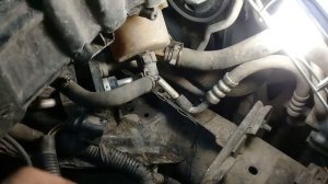 Форд Мондео 4(Ford Mondeo)2013 года,замена масла в гидроусилителе руля.