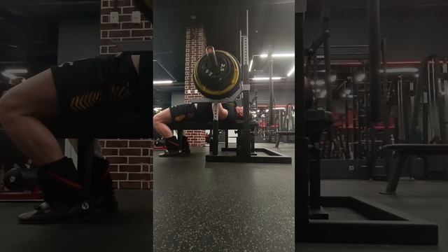 Жим штанги лежа 135*3 смотреть онлайн