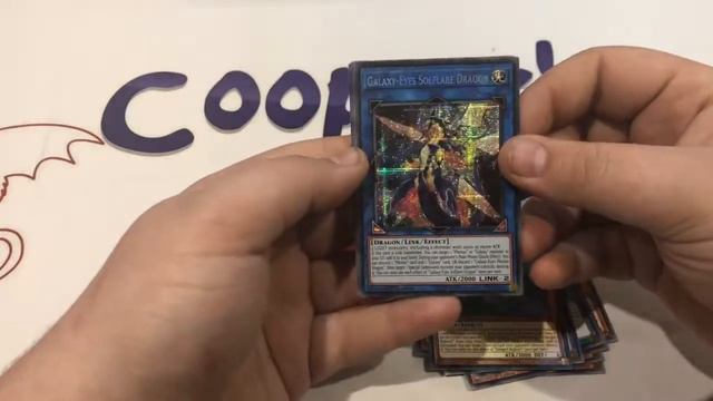 An entire case unboxing of the new 2019 Gold Sarcophagus Tins! смотреть онлайн