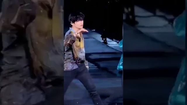 🔥Тэхён🌹"... танцуй, пока молодой... " смотреть онлайн