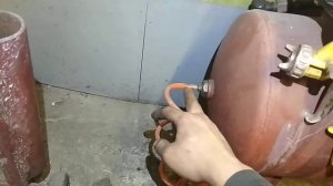 Простой самодельный компрессор в гараж.