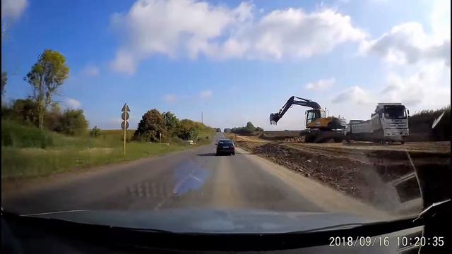Ремонт дороги Е50 участок Голосков - Требуховци смотреть онлайн