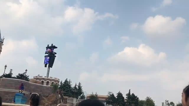 Диснейленд в Шанхае | Disneyland in Shanghai смотреть онлайн