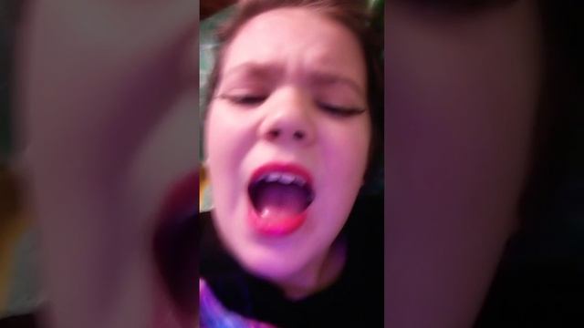 с моего пульса убери руки а у меня зима в сердце на душе вьюга