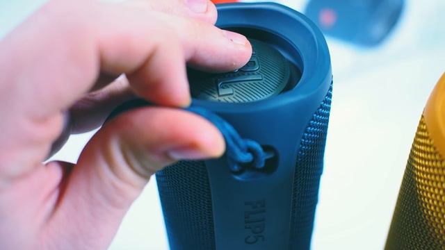 Купил ЗОЛОТУЮ колонку JBL за копейки.. Соединяем ДВЕ JBL Flip 5 через PARTYBOOST! смотреть онлайн