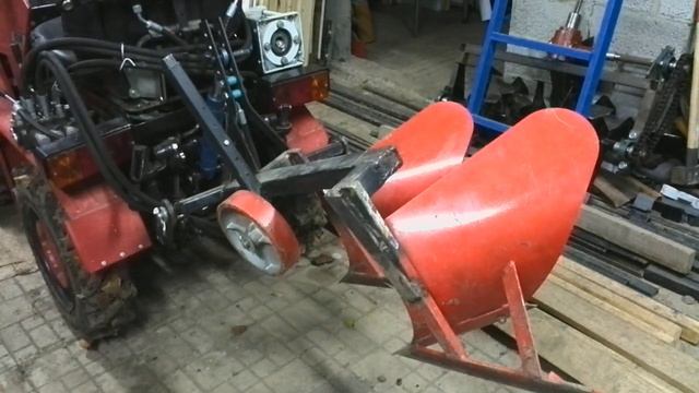 Плуг к МТЗ-132 смотреть онлайн