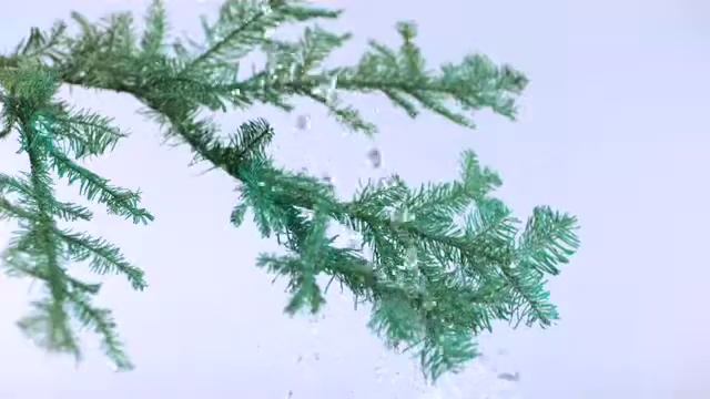 UL PSA: Join Debra Messing & Commit A Minute To Holiday Safety смотреть онлайн