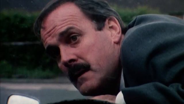 CLOCKWISE - Official Trailer смотреть онлайн