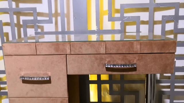 Комплект мебели туалетный столик банкетка и прикроватные тумбы смотреть онлайн