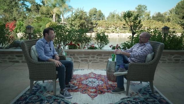 The Truth about Being the "Stupidest" in the Room | Simon Sinek смотреть онлайн