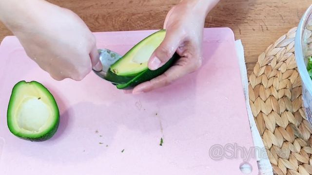 Полезный салат с авокадо | Новый год с полезной едой #салатпп #салатсавокадо #рецепт12+ #ппрецепты смотреть онлайн