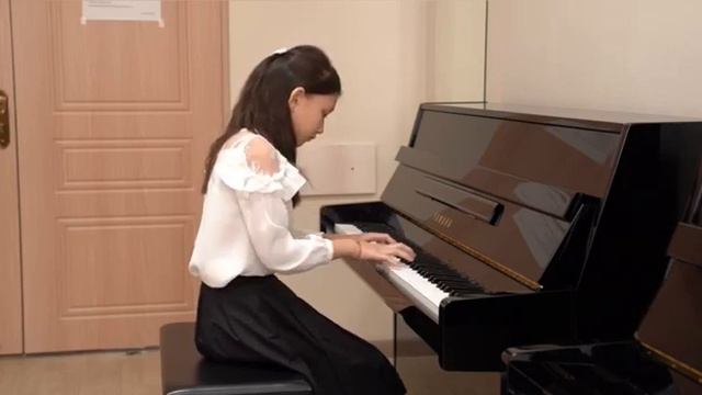Пак Анна, фортепияно Й. Гайдн Sonata No. 9 Hob. XVI/4 ре мажор, 1 часть смотреть онлайн