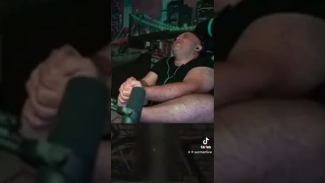 СТАЛО ПЛОХО НА ТВИЧЕ смотреть онлайн