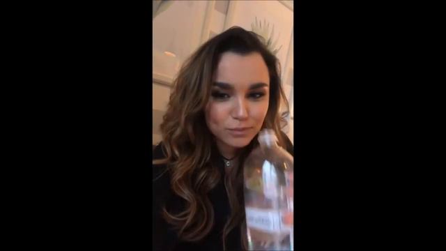 Samantha Barks' instagram live (3.7.18) смотреть онлайн