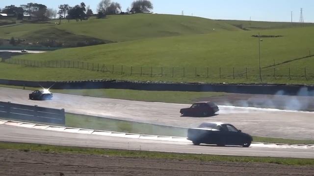 KP60 Starlet drift Hampton Downs смотреть онлайн