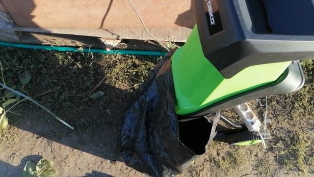 #Тест и обзор измельчителя веток DEKO с OZON за 8700 рублей ??. Супер? смотреть онлайн