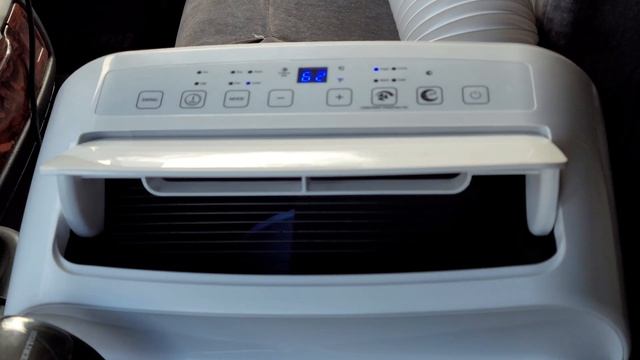 Portable A/C & Power Inverter Setup For Semi truck смотреть онлайн