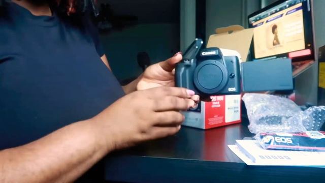 Canon EOS M50 | Unboxing My New Camera смотреть онлайн