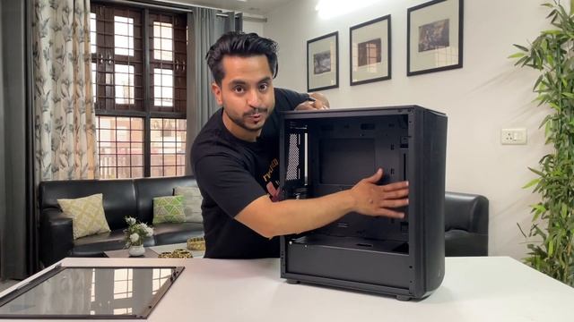 SilverStone Fara 512 Gaming PC Cabinet смотреть онлайн