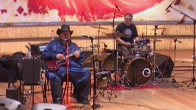 Борис Булкин и Stainless Blues Band - "Мystery train" смотреть онлайн