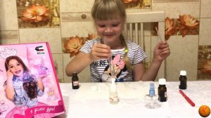 DIY Делаем духи! Распаковка набора Юный парфюмер . Делаем духи своими руками . Детское видео