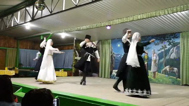 Ансамбль Кавказ Адыгский танец 2 смотреть онлайн