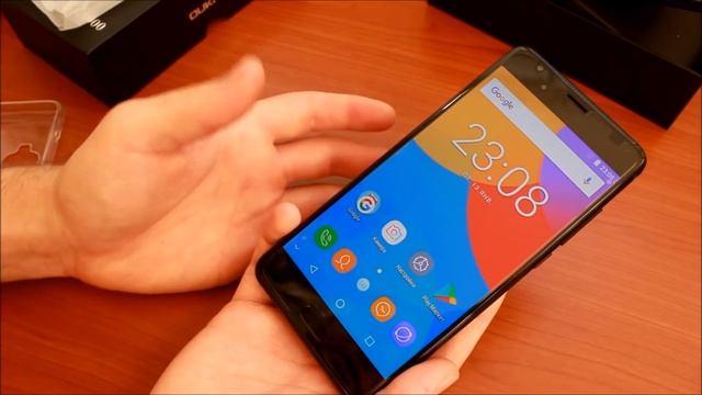 OUKITEL K8000 - Распаковка и быстрый взгляд на первый OUKITEL c AMOLED смотреть онлайн