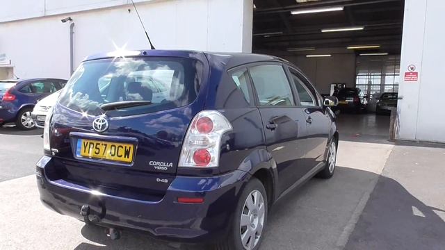 Toyota COROLLA VERSO 2.2 D-4D T2 5dr U11137 смотреть онлайн