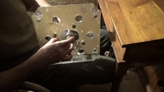 Q3 Charge Accelerator Timing Disk & Bearing Plate Assembly смотреть онлайн